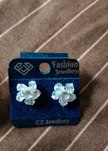 Sparkling Flower Stud Earrings