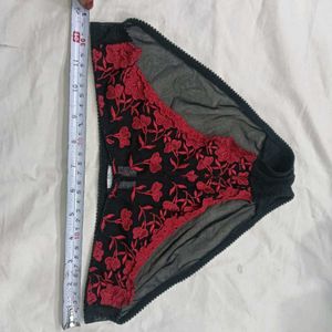 🪔 Lace Briefs - Red Floral Black