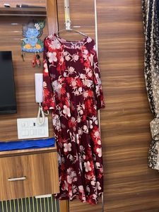 Elegant Floral Print Kurta