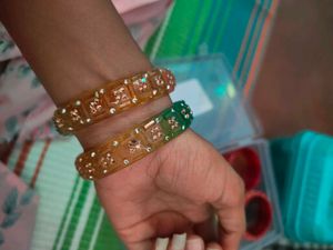 Elegant Mirrored Bangles Set