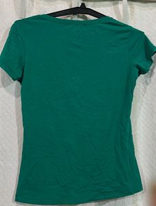 Green Cat Graphic T-Shirt