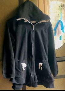 BEAUTIFUL BLACK COLOUR JIPPER HUDI FOR GIRLS
