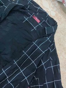 Men's Black &amp; White Grid Shirt