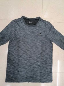 Under Armour Long Sleeve Shirt