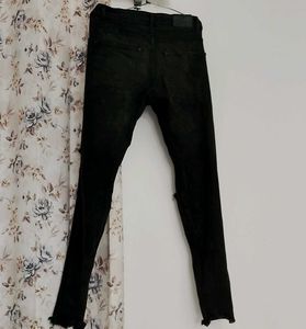 Black Ripped Skinny Fit Jeans