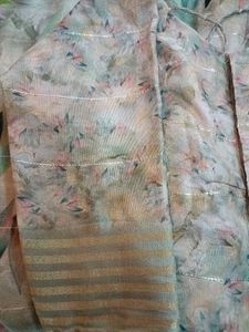 Elegant Floral Print Saree