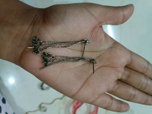 Beautiful Earing Set (pair Of 6)
