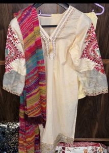 Set of 2 Beautiful Pakistani suit