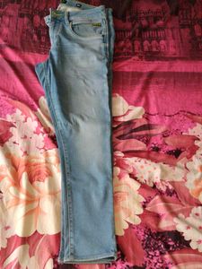 Light Wash Denim Jeans