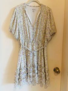 Chic Floral Print Mini Dress