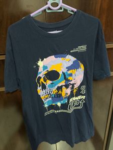 Men's Graphic T-Shirt with Skull Print