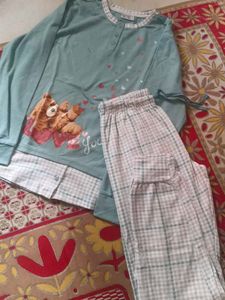 Cute woolen Bear Print Pajama Set