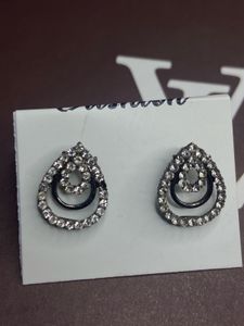 Sparkling Teardrop Earrings