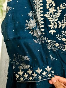 Elegant Teal Embroidered Kurta