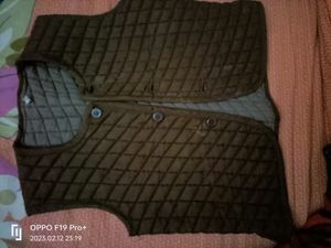 Sleeveless Jacket