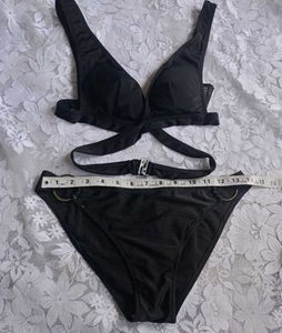 Black Bikini Set