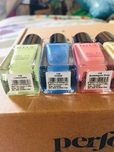 Set of 5 HYUE Gel FX Nail Polishes😍