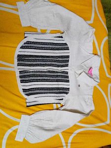 full sleeves shirt style crop top