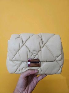 Chic Puffy Quilted Shoulder Bag