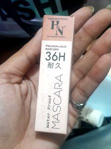 H&N Precision Liquid Mascara