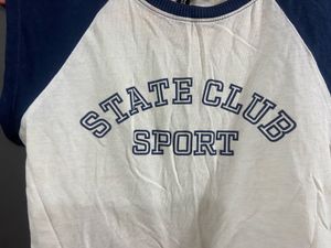 H&amp;M Sport Club Graphic Crop Top