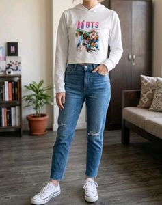 BTS Graphic Print Crop Hoodie