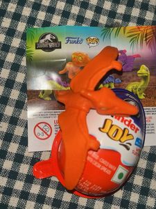 Jurassic World Kinder Joy Toy Set