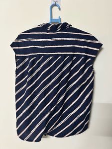 Chic Striped Button-Up Sleeveless Top