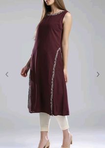 W Brand Elegant Maroon Embroidered Kurta