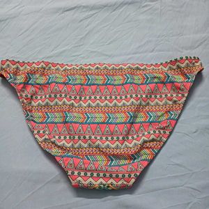 ⚛️ Vibrant Geometric Print Bikini Bottoms