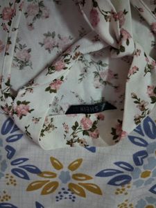 Cute Floral Print Top