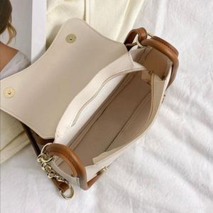 Chic Cream &amp; Brown Chain Crossbody Bag