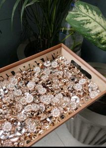 Sparkling Embellishment Buttons - Pack