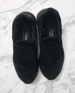 Skechers BLACK 🖤 SNEAKERS 👟