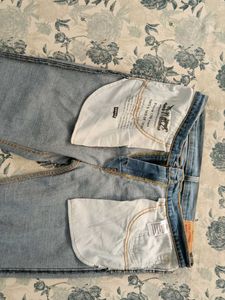 Levi's Straight Fit Men's Blue Jeans