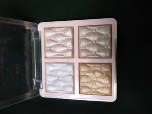Highlighter Palette - Shimmering Glow
