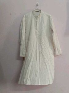 Elegant Men's White Kurta