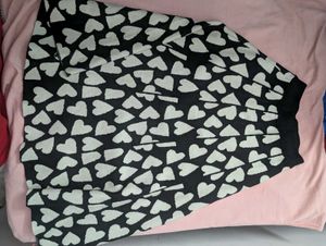 Black Heart Print Midi Skirt