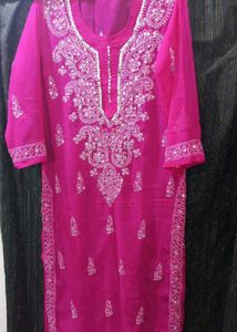 Beautiful Pink Embroidered Kurta