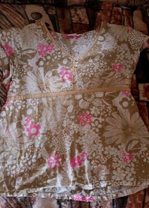 Floral Print V-Neck Top