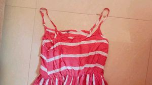 Womens Sleeveless Kurta Top Pink Off White