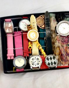 SET OF 8 WATCHES &4 RIBBON STRAPS