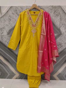 Elegant Yellow Kurta Set with Pink Dupatta