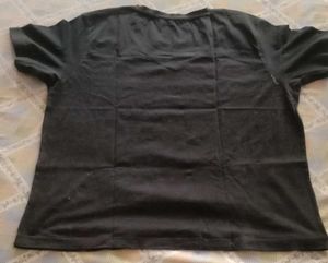 black colour t shirt for girls or boys