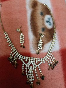 Elegant Rhinestone Necklace & Earring Set