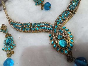 Elegant Turquoise Jewelry Set