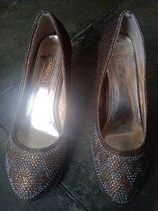 Heels Bellies