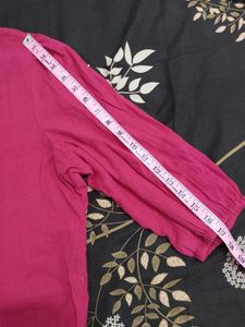 Chic Pink Tie-Front Crop Top