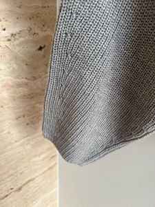 H&amp;M - Sweater