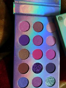 Green Eyeshadow Palette